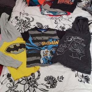 Lot of 3 Batman shirts.